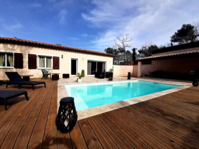 Villa avec piscine au coeur du var